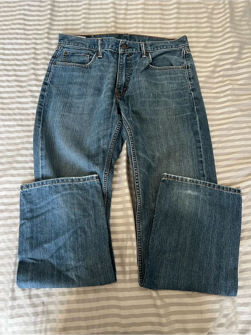 Levi's Men's Medium Blue Bootcut Jeans